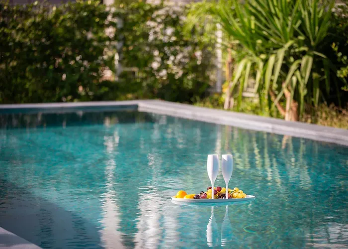 Enjoyer - Seafront With Private Heated Pool And Terrace Split