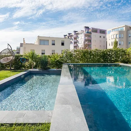 Enjoyer - Seafront With Private Heated Pool And Terrace * Split