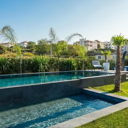 Villa Enjoyer - Seafront With Private Heated Pool And Terrace