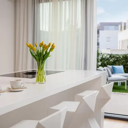 Willa Enjoyer - Seafront With Private Heated Pool And Terrace Split