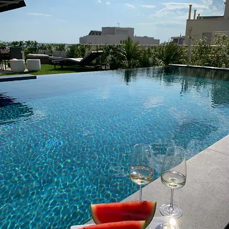 Enjoyer - Seafront With Private Heated Pool And Terrace Willa