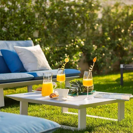 Enjoyer - Seafront With Private Heated Pool And Terrace * سبليت